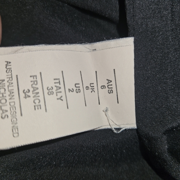 Nicholas Sleek Ponti Split Gown - Picture 6 of 6